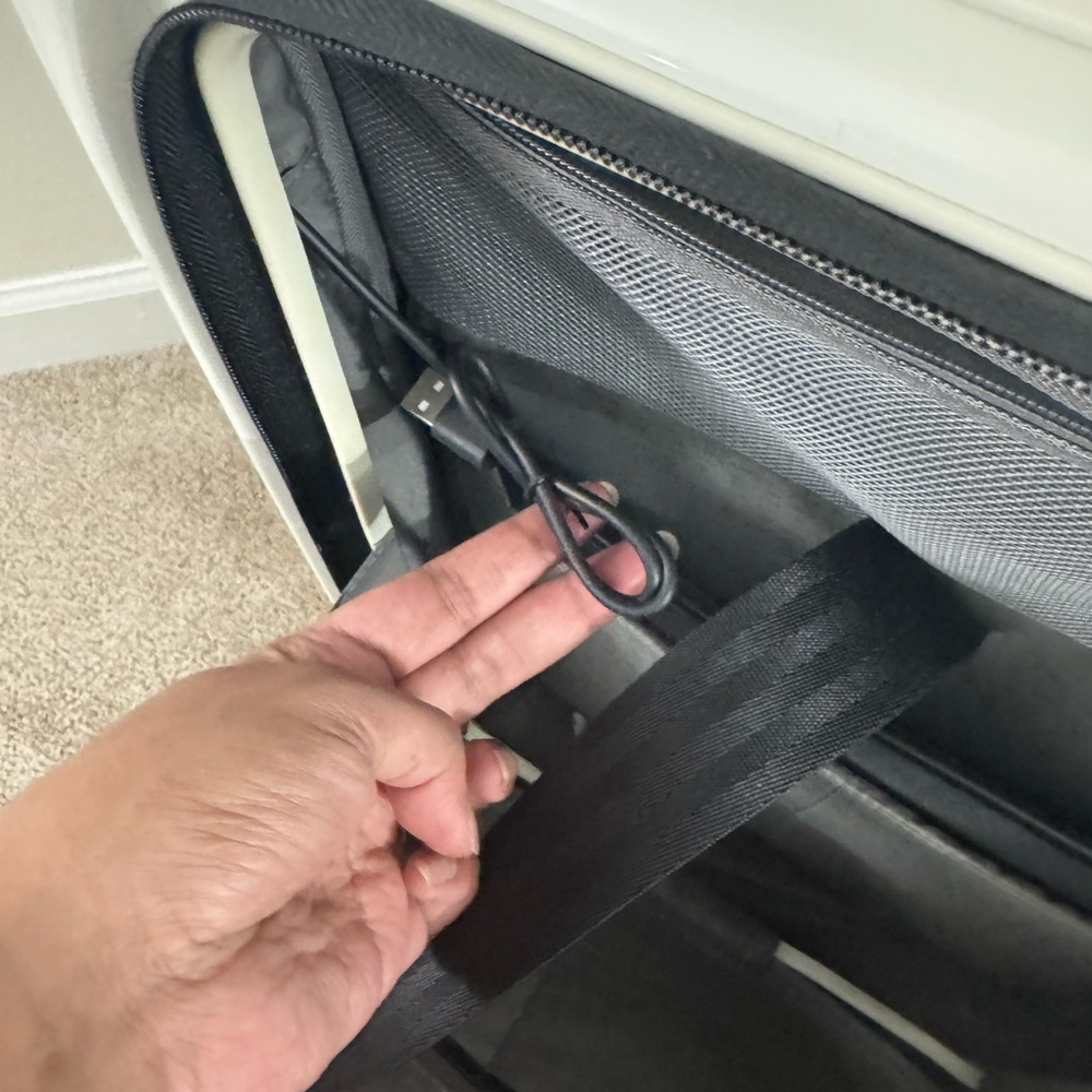 Porsche Design White Luggage - Picture 10 of 14